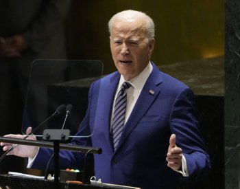 Soupeření s Čínou nesmí přerůst v konflikt, řekl Biden v OSN