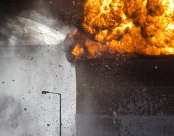 Rusko zasáhlo ropnou rafinerii v Kremenčuku, uvedly místní úřady