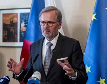 Fiala očekává schválení rozpočtu 27. září, potvrdil schodek 252 mld. Kč