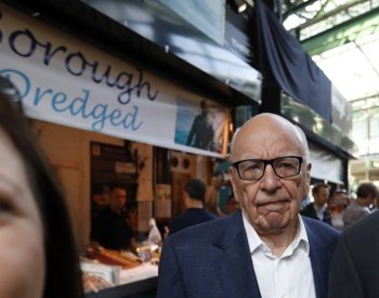 Mediální magnát Rupert Murdoch odchází z čela svých firem Fox a News
