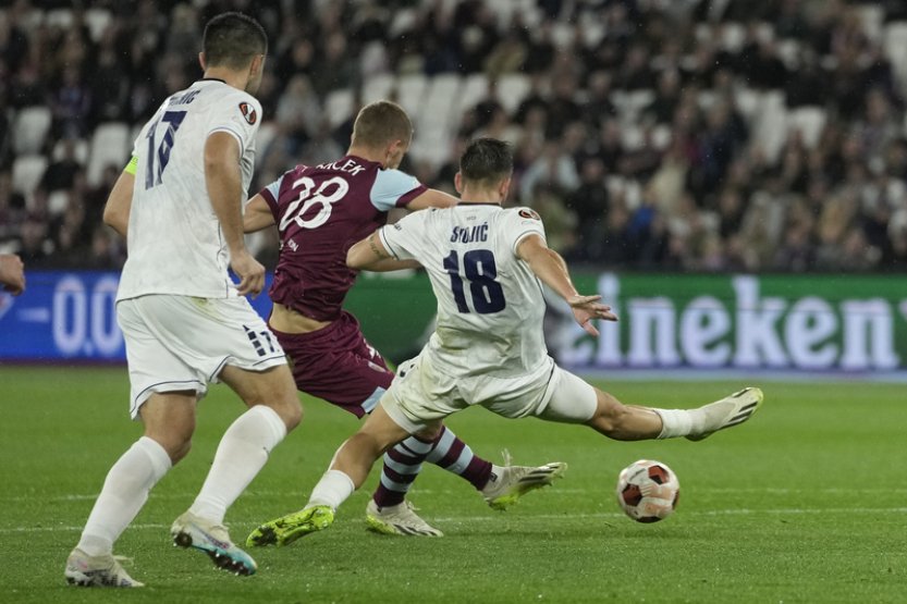Fotbalisté AS Řím porazili Tiraspol 2:1, Souček pomohl gólem West Hamu