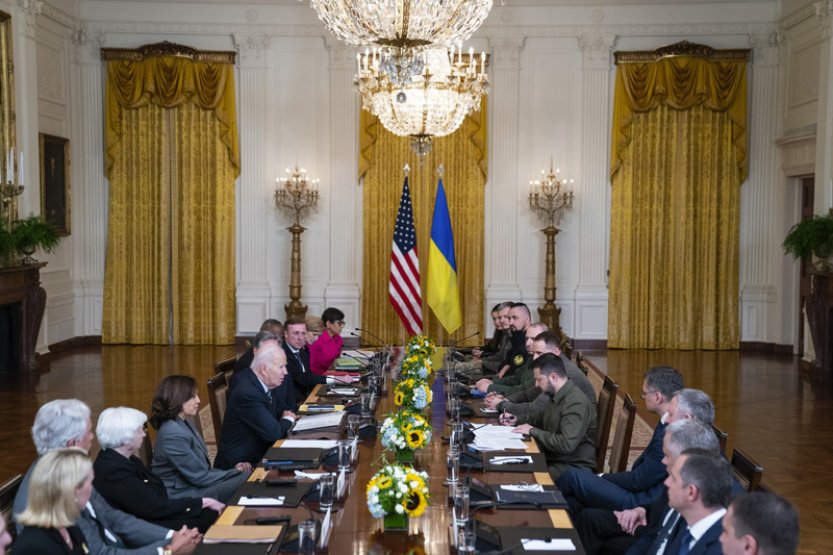 Biden oznámil balíček pomoci Ukrajině ve výší 325 milionů dolarů