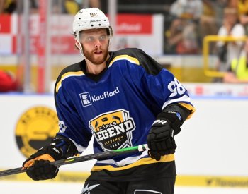 V kempech klubů NHL je 68 českých hokejistů