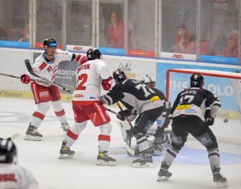 Karlovy Vary ztratily první body v sezoně, prohrály v Olomouc 3:4