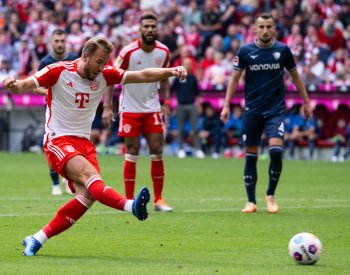 Kane dal první hattrick v dresu Bayernu, který deklasoval Bochum 7:0
