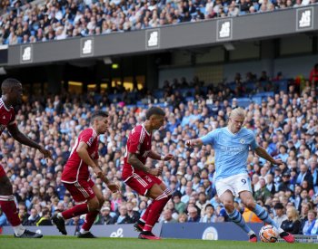 Manchester City vyhrál v anglické lize i pošesté, Haaland dal osmý gól