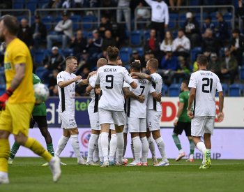 Fotbalisté Slovácka zdolali Karvinou 2:0 a posunuli se na čtvrté místo