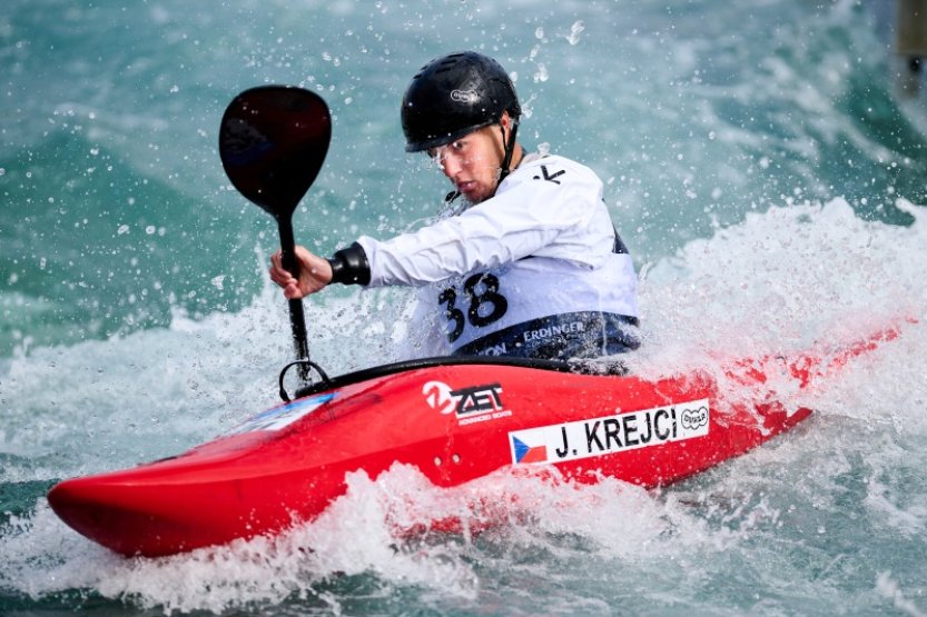 Krejčí po vyřazení v kayakcrossu cítil křivdu, Poláka nařkl ze simulování