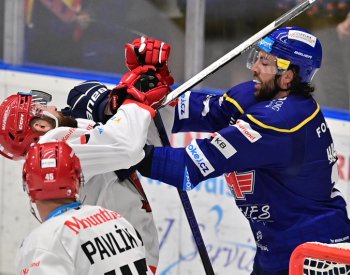 Českobudějovičtí hokejisté přetlačili Hradec, v prodloužení rozhodl Kubík