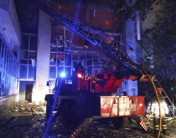 Rusko podniklo dronové a raketové útoky na jih Ukrajiny