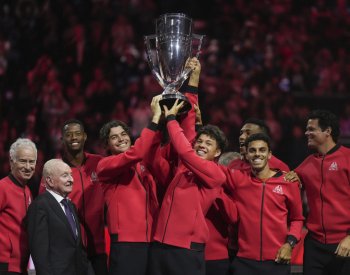 Tenisté výběru světa obhájili titul v Laver Cupu