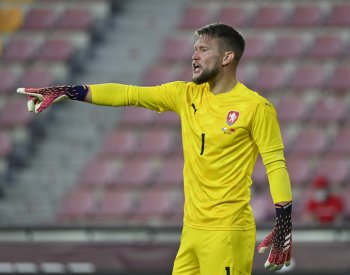 Brankář Vaclík po půl roce skončil v Huddersfieldu a bude volným hráčem