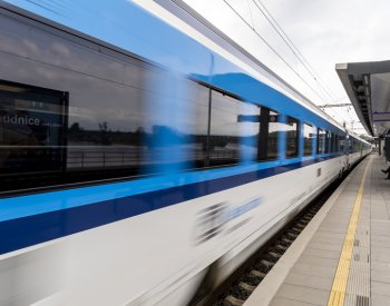 České dráhy od 10. prosince zdraží jízdné o 9,5 %, kvůli inflaci