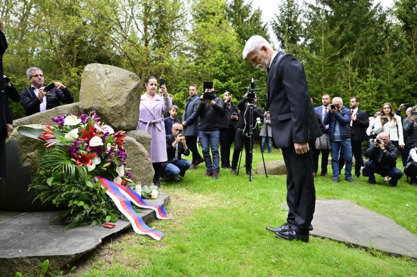 Rada Evropy kritizuje ČR za diskriminaci Romů, ale chválí za památník v Letech