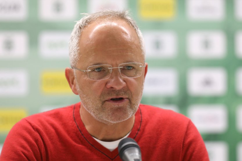 Karvinské fotbalisty podruhé povede slovenský trenér Jarábek