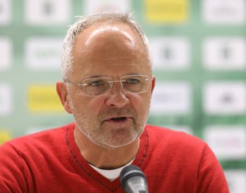 Karvinské fotbalisty podruhé povede slovenský trenér Jarábek