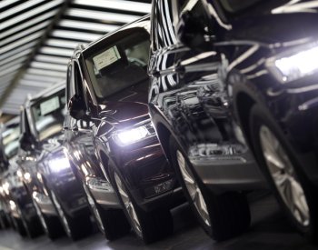 Porucha sítě zastavila výrobu v hlavních závodech Volkswagenu