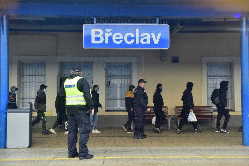 Počty zachycených migrantů na jihu Moravy jsou oproti lednu skoro desetinásobné