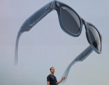 Tisk: Jsou chytré brýle od Mety první, ve kterých nebudete vypadat jako blbec?