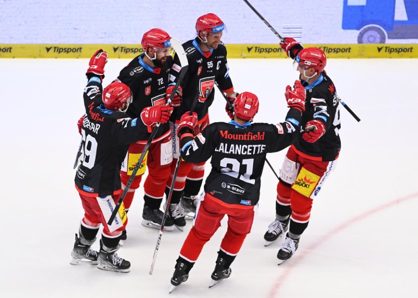 Hradec Králové v první repríze finále vyhrál v Třinci jasně 5:0