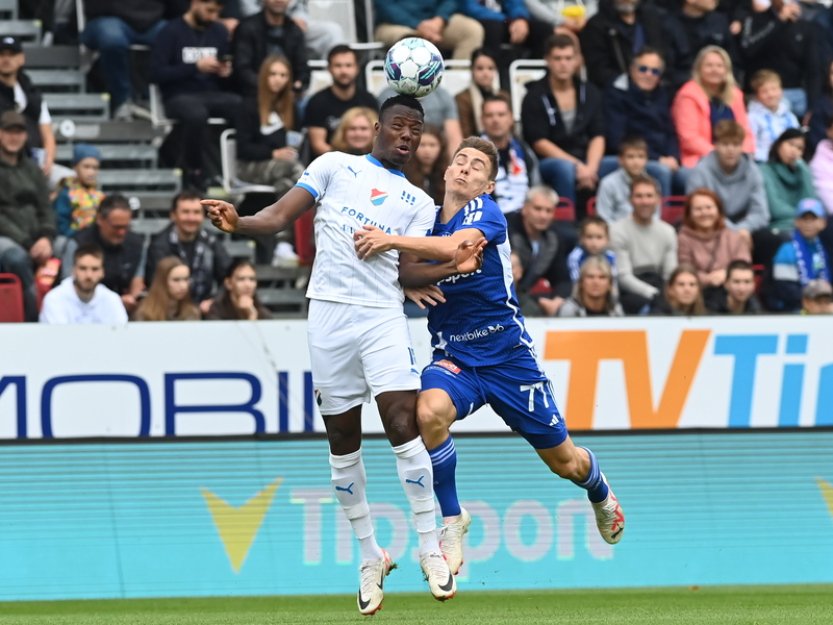 Fotbalisté Ostravy porazili Olomouc 3:0 a poprvé v ligové sezoně venku vyhráli