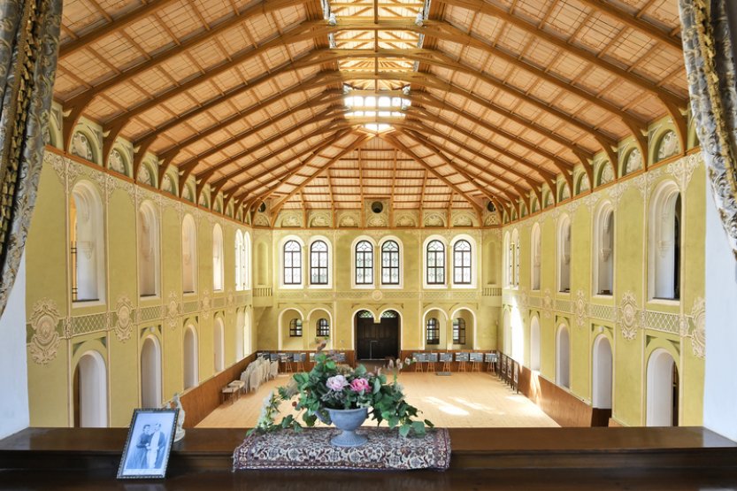 Opravená jízdárna Světce u Tachova bude od roku 2024 otevřená po celou sezonu