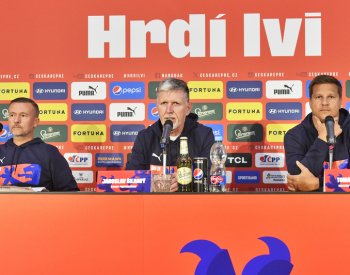 V nominaci českých fotbalistů na kvalifikaci ME je i Vitík, chybí Schick