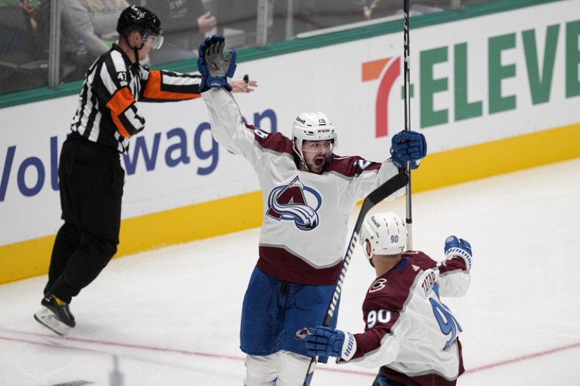 Pavel skóroval v přípravě na NHL, asistovali Pastrňák i gólman Mrázek