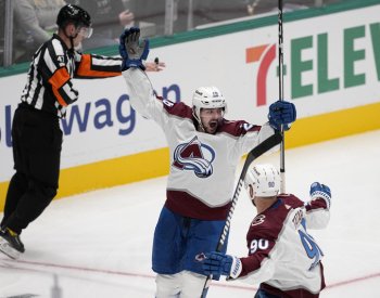 Pavel skóroval v přípravě na NHL, asistovali Pastrňák i gólman Mrázek