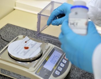 Vědec: Kvantové tečky mají využití v optice i molekulární biologii