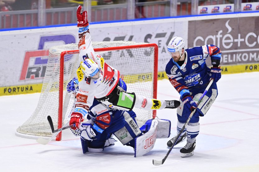 Pardubice a Litvínov budou v  usilovat o sesazení Sparty