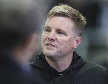 Úžasný večer a zadostiučinění pro celý Newcastle, řekl Howe po výhře nad PSG