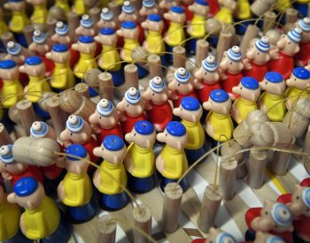 Firma Efko začala kromě Igráčků dělat hračky s Patem a Matem