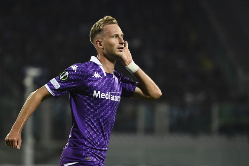 Dinamo Záhřeb prohrálo v Kosovu 0:2, Barák zachraňoval Fiorentinu