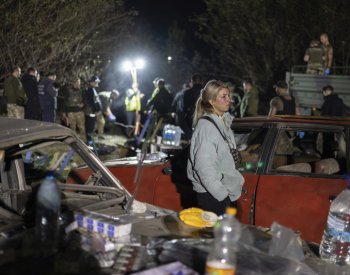Při pohřbu vojáka v Hroze zahynula i jeho žena, syn a snacha