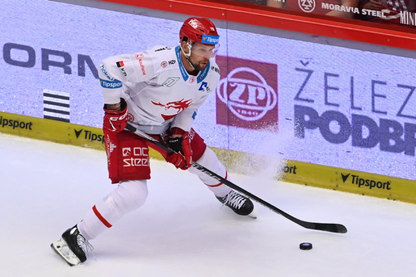 Vránu těšila po 500. startu v extralize výhra Třince, ale bolela jej hlava