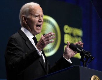 Biden ujistil, že na USA je spolehnutí, pokud jde o Ukrajinu