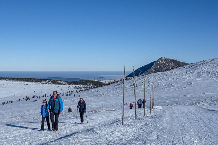 Horská služba Krkonoše varuje před špatně průchozími cestami kvůli novému sněhu