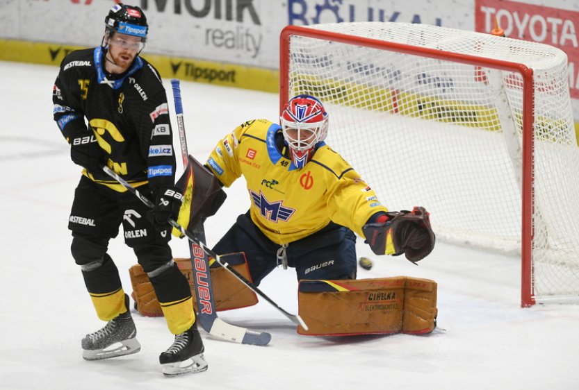 Litvínov vyhrál poosmé v řadě, dvěma góly proti Motoru přispěl Válek