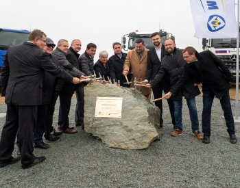 Hradecký kraj zahájil stavbu sítí pro rozšíření průmyslové zóny Solnice-Kvasiny