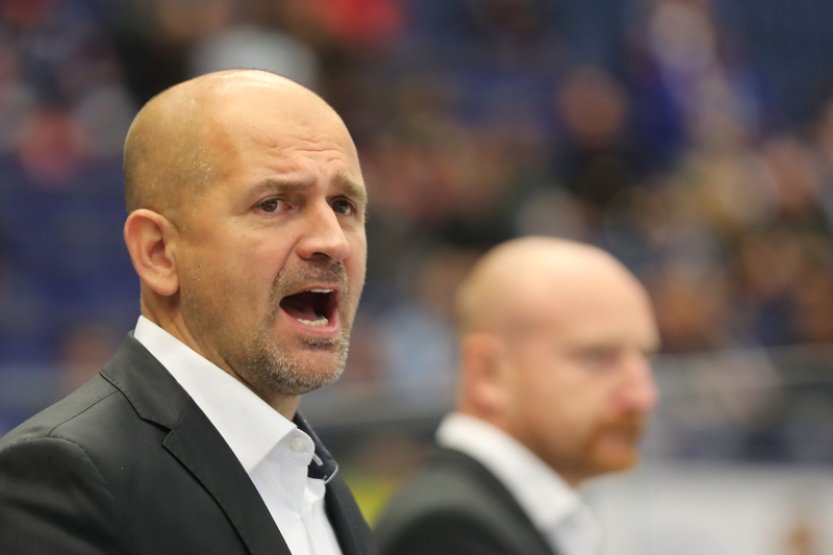 Hokejisty Vítkovic s Holaněm nově povedou Šimíček a Trnka