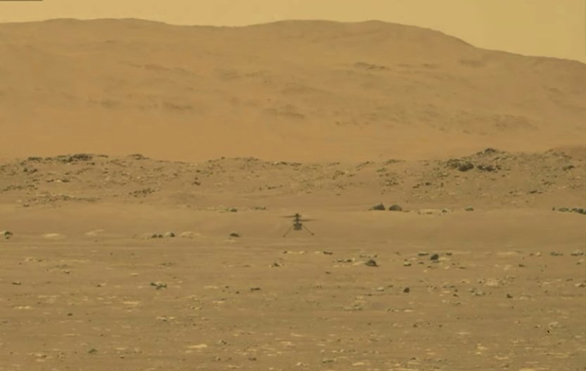 Vědci:Anomálie gravitačního pole by mohly pomoct odhalit, zda byl na Marsu život