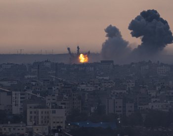 Netanjahu: Izraelské údery v Pásmu Gazy jsou teprve začátek