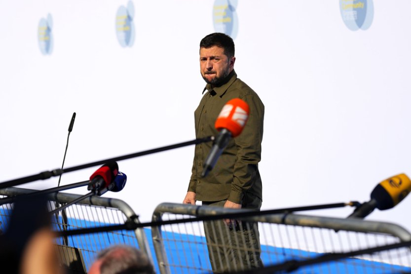 Zelenskyj přijel do Rumunska, chce jednat o posílení spolupráce