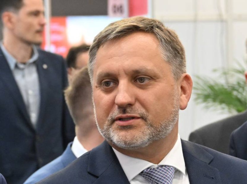 Svaz: Zvýšení poplatků za obnovitelné zdroje pro firmy ničí konkurenceschopnost