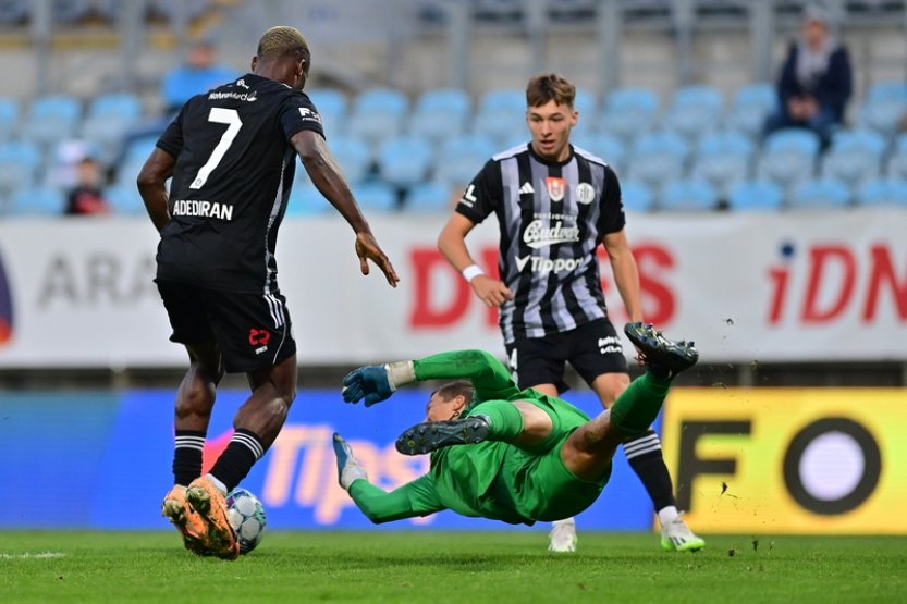 Fotbalisté Budějovic porazili v dohrávce poháru Chrudim 2:0, oba góly dal Suchan