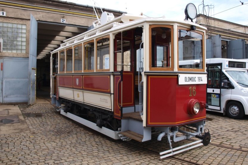 Do Olomouce se po 24 letech vrátí historická tramvaj z roku 1914