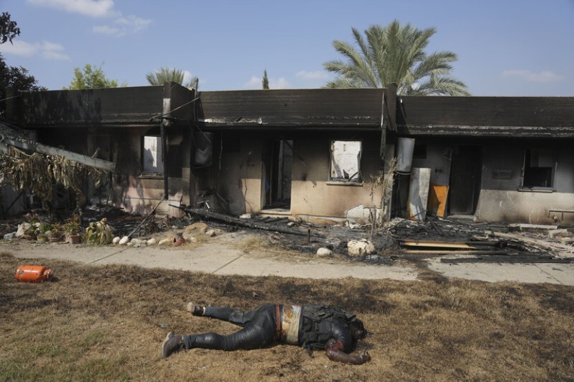 BBC:V kibucu Kfar Aza, kde Hamás zabíjel rodiny v jejich domovech