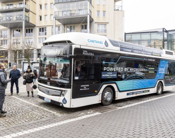 Most jako první město v republice otestuje vodíkový autobus v provozu