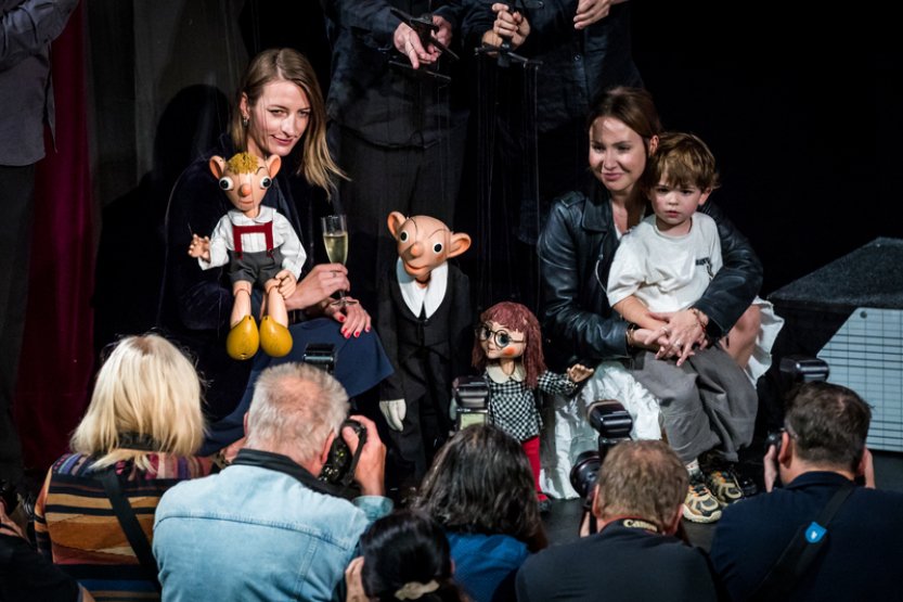 Divadlo Spejbla a Hurvínka v nové sezoně zavede Hurvínka za Bedřichem Smetanou